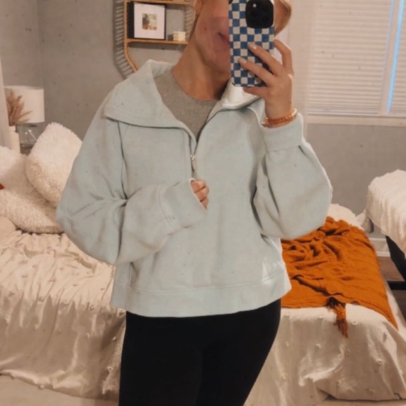 Lululemon scuba funnel neck - Picture 5 of 8